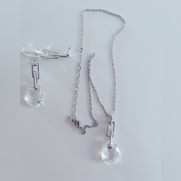 Rare Modern Swarovski Crystal Set - Picture 2 of 8